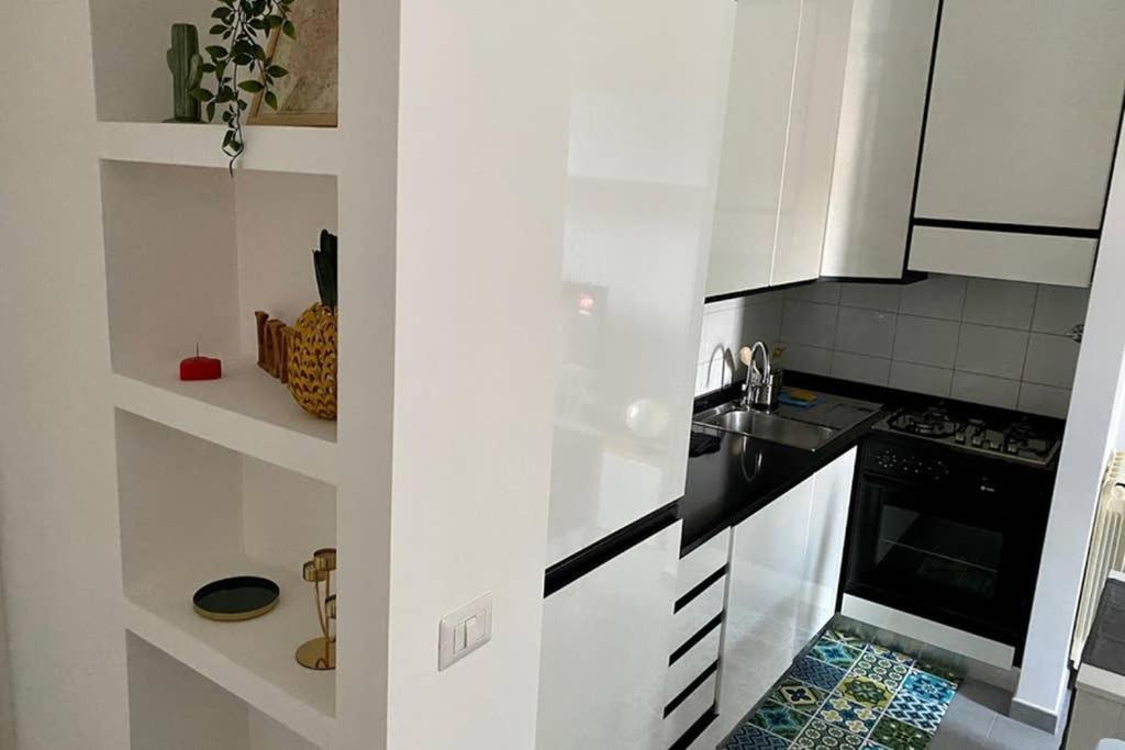 Central Modern Apartment Rome -Locazione Turistica- المظهر الخارجي الصورة